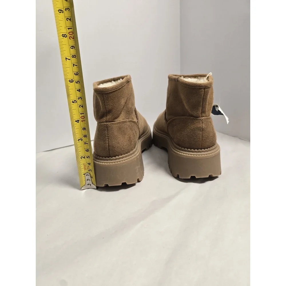 New Dolce Vita Kandy Girls Youth‎ Boots Size 2  Faux Fur